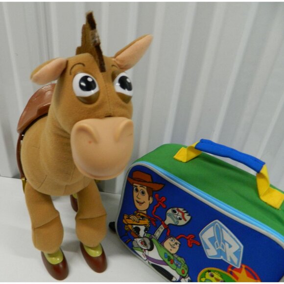 Toy Story Bullseye Plush Stuffed Animal Toy & Buzz Lightyear Lunchbox Set - Picture 4 of 16